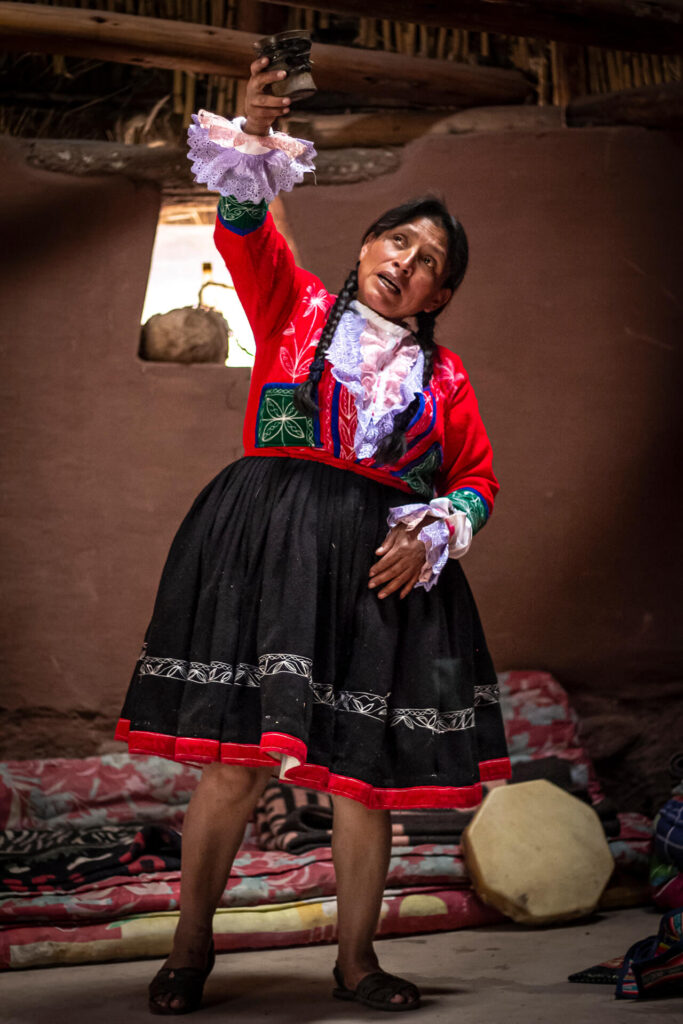 offering-in-peruvian-highlands-slovak-nomad