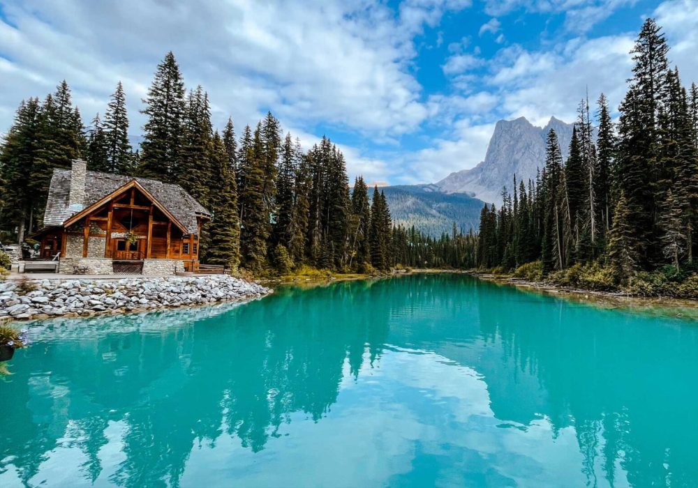 rockies-emerald-lake